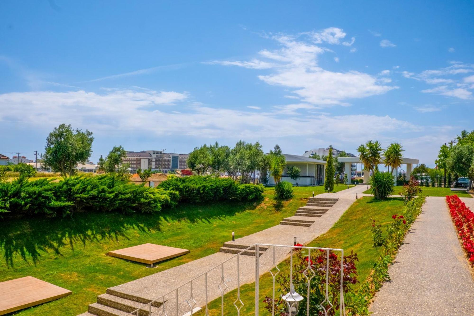 Azalia Garden